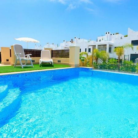 Villa Serena 네르하 외부 사진